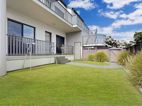 Serenity Shores (by Jervis Bay Rentals) - Holiday Byron Bay 2