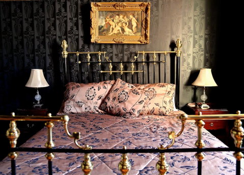 Shakespeare Hotel - Holiday Byron Bay 1