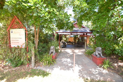 Shambhala Retreat Magnetic Island Cottages - Holiday Byron Bay 0