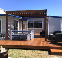 Shellharbour Beach Cottage - walk onto Patrolled beach with flags in summer