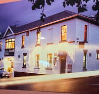 Shipwrights Arms - Holiday Byron Bay