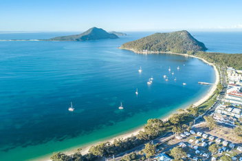 Shoal Bay Holiday Park with Holiday Byron Bay