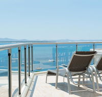 Shoal Bay Penthouse with Views and Resort Facilities