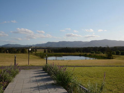 Silver Springs Estate 4br House + 6br House With Wifi, Pool. Fireplace, Views, Olives And Space - Holiday Byron Bay 2