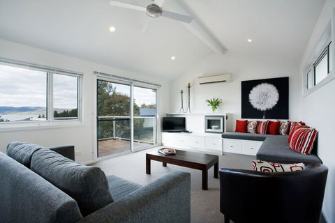 Silvermist, 17 Poley Cow Lane - Holiday Byron Bay 0