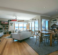 Snowy Mountains Townhouse - Holiday Byron Bay