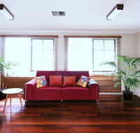 Spacious and cozy home next to Glen Waverley