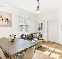 Spacious Harbour View 4bd home in Sydney CBD - Holiday Byron Bay