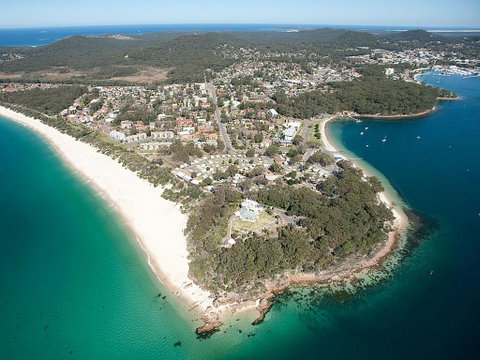 Spectacular Views & Walking Distance To The Beach! - Holiday Byron Bay 0