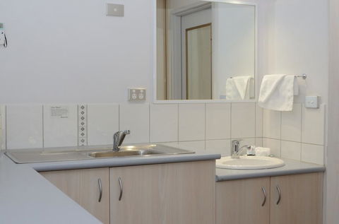 Sportsmans Motor Inn - Holiday Byron Bay 1
