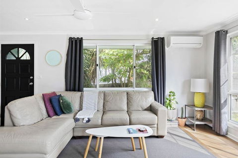 Strathmore Beach House 67 - Holiday Byron Bay 2