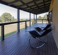 Studio 165 Hidden Gem on 50 acres with bay views - Holiday Byron Bay