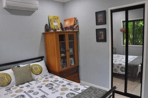 STUNNING MAGNETIC ISLAND HOME,PRIVATE, LARGE POOL,ADULTS ONLY - Holiday Byron Bay 2