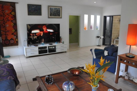 STUNNING MAGNETIC ISLAND HOME,PRIVATE, LARGE POOL,ADULTS ONLY - Holiday Byron Bay 0