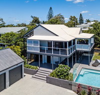 Stylish and spacious masterpiece Sunshine Beach - Holiday Byron Bay