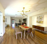 Stylish Luxe House For Big Group Near Shopping Center - Holiday Byron Bay