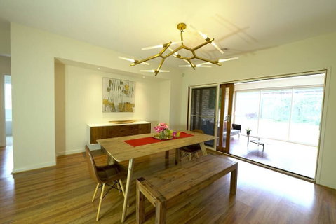 Stylish Luxe House For Big Group Near Shopping Center - Holiday Byron Bay 3