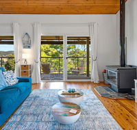 Stylish Renovated Home - Ocean Views - Fireplace - Holiday Byron Bay
