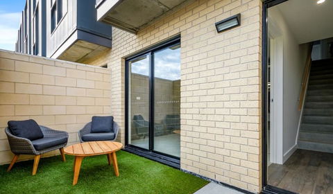 Stylish Townhouse - Holiday Byron Bay 3