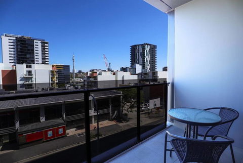 Stylist 2 Bedrooms Apartment With Pool/GYM/Parking - Holiday Byron Bay 1