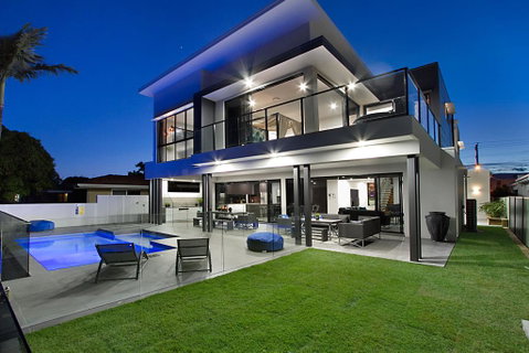 Sublime @ Broadbeach - Holiday Byron Bay 1