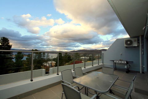 Summit 10/35 Clyde Street - Holiday Byron Bay 2
