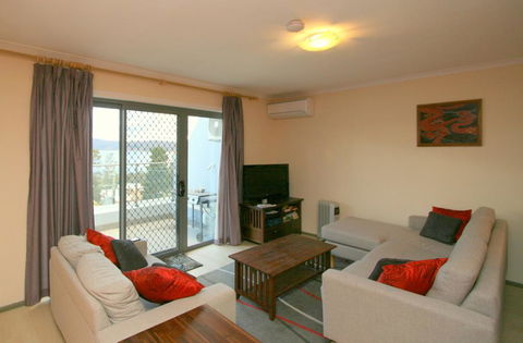 Summit 10/35 Clyde Street - Holiday Byron Bay 1