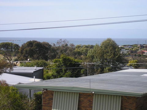 Sunningdale Beach House 16 - Holiday Byron Bay 1