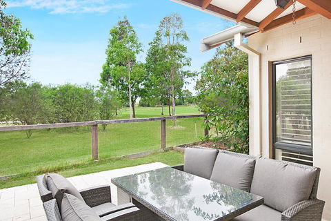 Sunny Finch House - Holiday Byron Bay 0