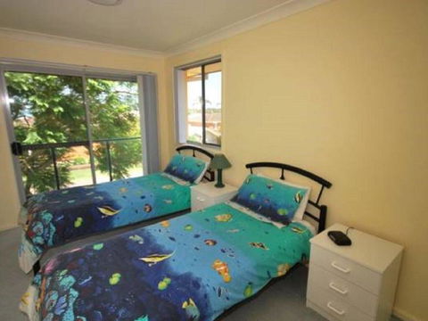 Sunset Place' 1/29 Sunset Boulevard- Gorgeous Townhouse So Close To The Water - Holiday Byron Bay 3