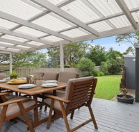 Sunshine Dazed - walk to shops and cafes - Holiday Byron Bay