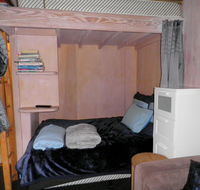 Super Value Thredbo STUDIO  Ante-Room Apartment - Holiday Byron Bay