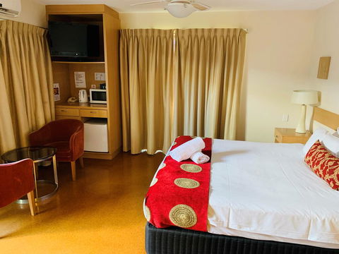 Swan Valley Oasis Resort - Holiday Byron Bay 2