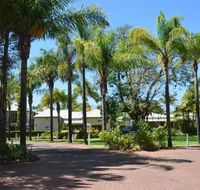 Swan Valley Oasis Resort - Holiday Byron Bay