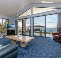 Tah Villa 1/68 Marine Drive - Holiday Byron Bay