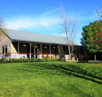 Tamar Valley Farm Stay - Holiday Byron Bay