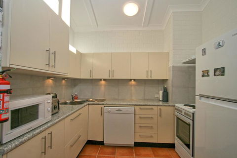 Tanderra 16/28 Park Road - Holiday Byron Bay 2
