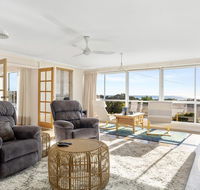 TASSIE SEASIDE SERENITY - L'Abode Accommodation - Holiday Byron Bay