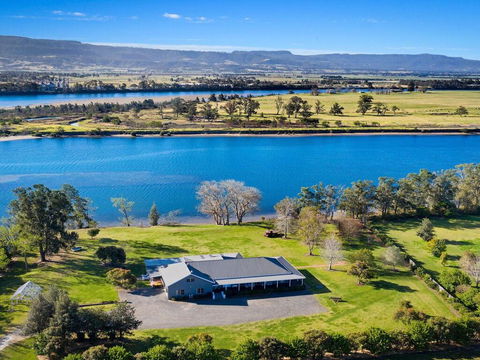 Terara Riverview Estate - Holiday Byron Bay 0
