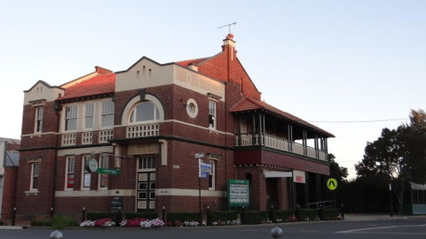 The Bank B&B West Wyalong - Holiday Byron Bay 0