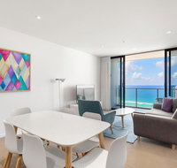 The Beach Broadbeach Private 2 Bedroom Ocean View - Holiday Byron Bay