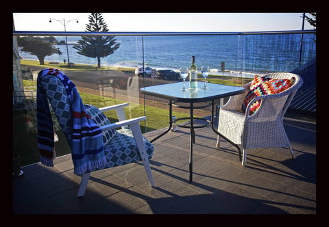 Penguin Beachfront Apartments - Holiday Byron Bay 8