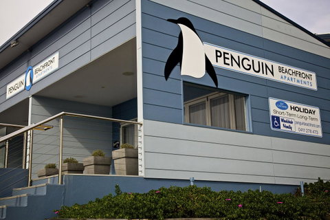 Penguin Beachfront Apartments - Holiday Byron Bay 14