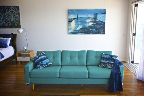 Penguin Beachfront Apartments - Holiday Byron Bay 12