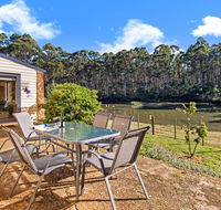 Naivasha Cottage - Holiday Byron Bay