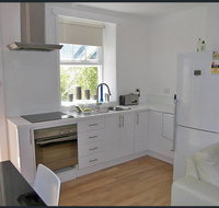 Hobart Colonial Apartment - Holiday Byron Bay