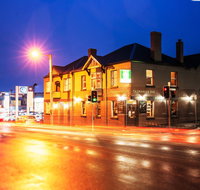 The Tasmanian Inn - Holiday Byron Bay