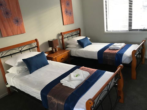 Self Contained Beach View Apartment - Holiday Byron Bay 12