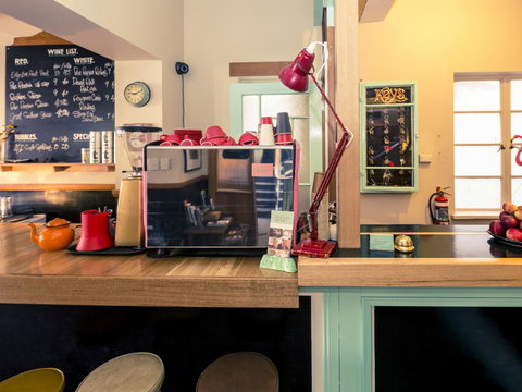 Alabama Hotel Hobart - Holiday Byron Bay 43