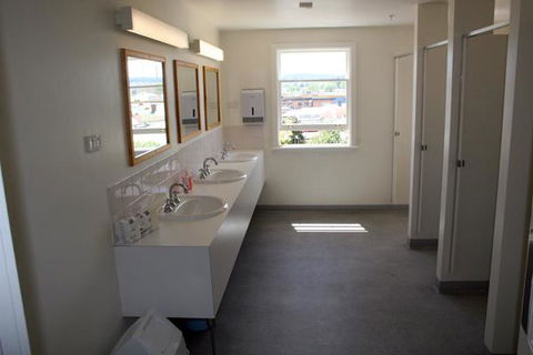 Arthouse Hostel - Holiday Byron Bay 26